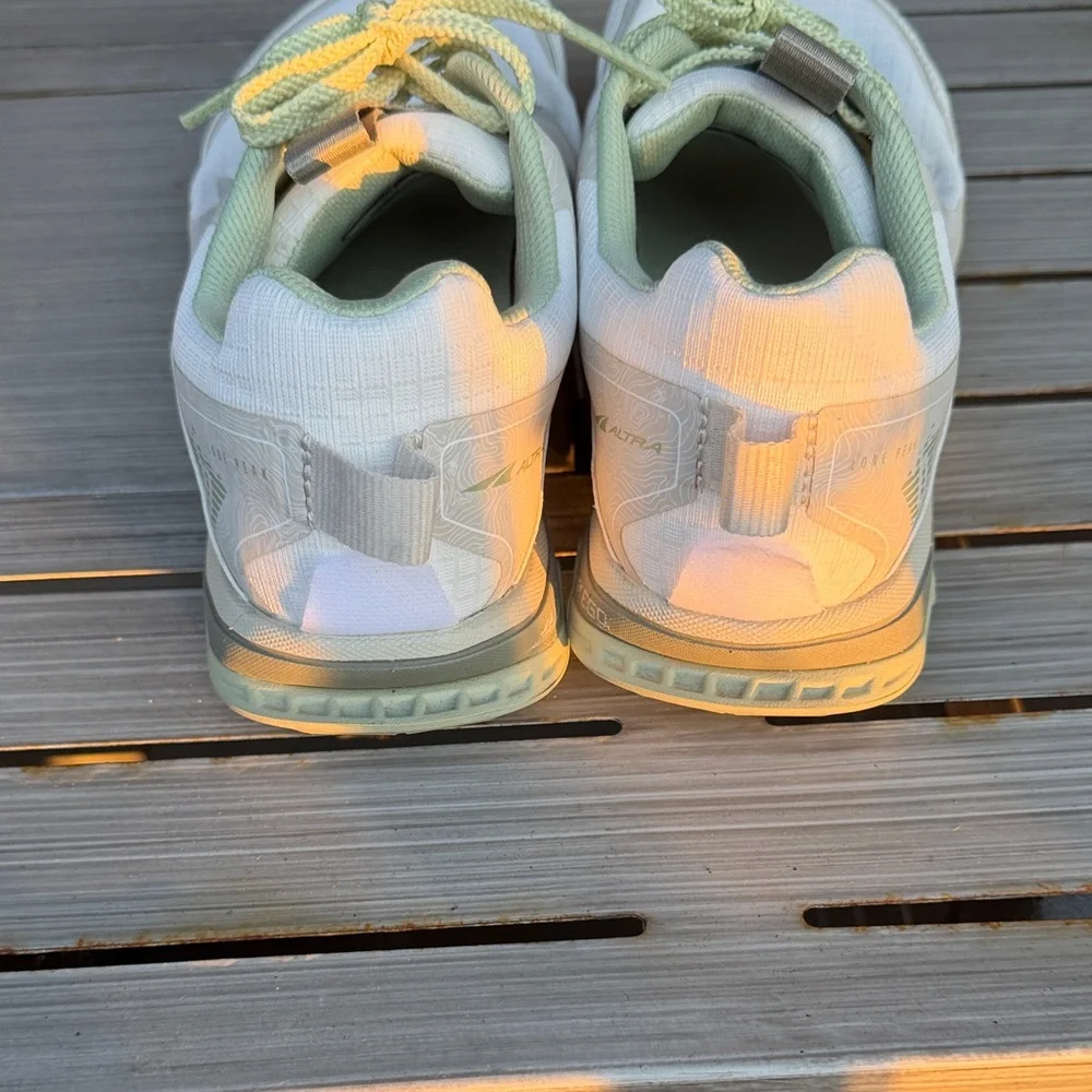 Altra White and Mint Athletic Shoes - Picture 4 of 5